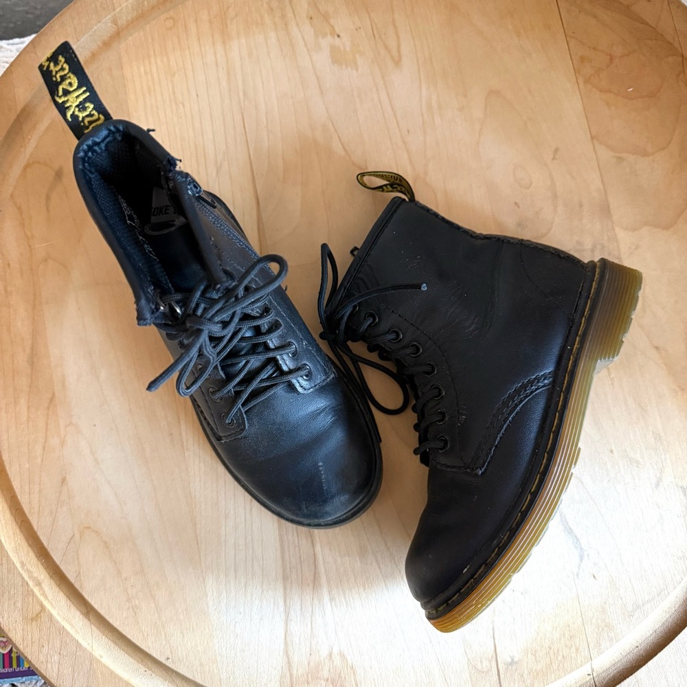 Dr. Martens Delaney Black Leather Combat Boots Toddler Girl Sz. 11